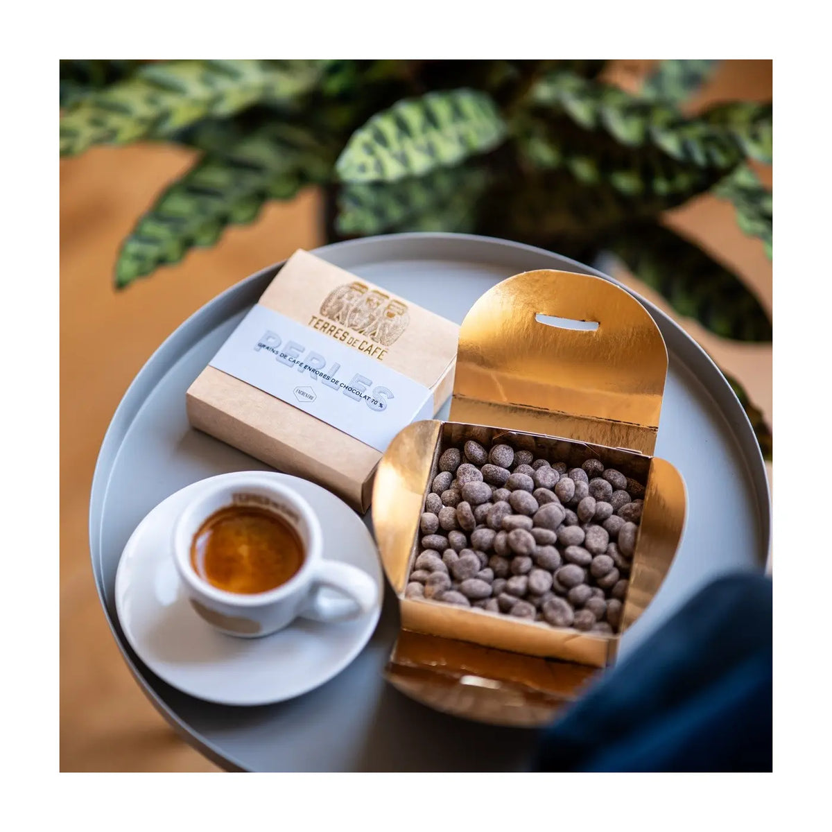 Perles - Boîte grains de café enrobés de chocolat 70%